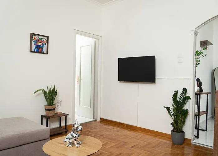 Athens Center Cozy Apartment